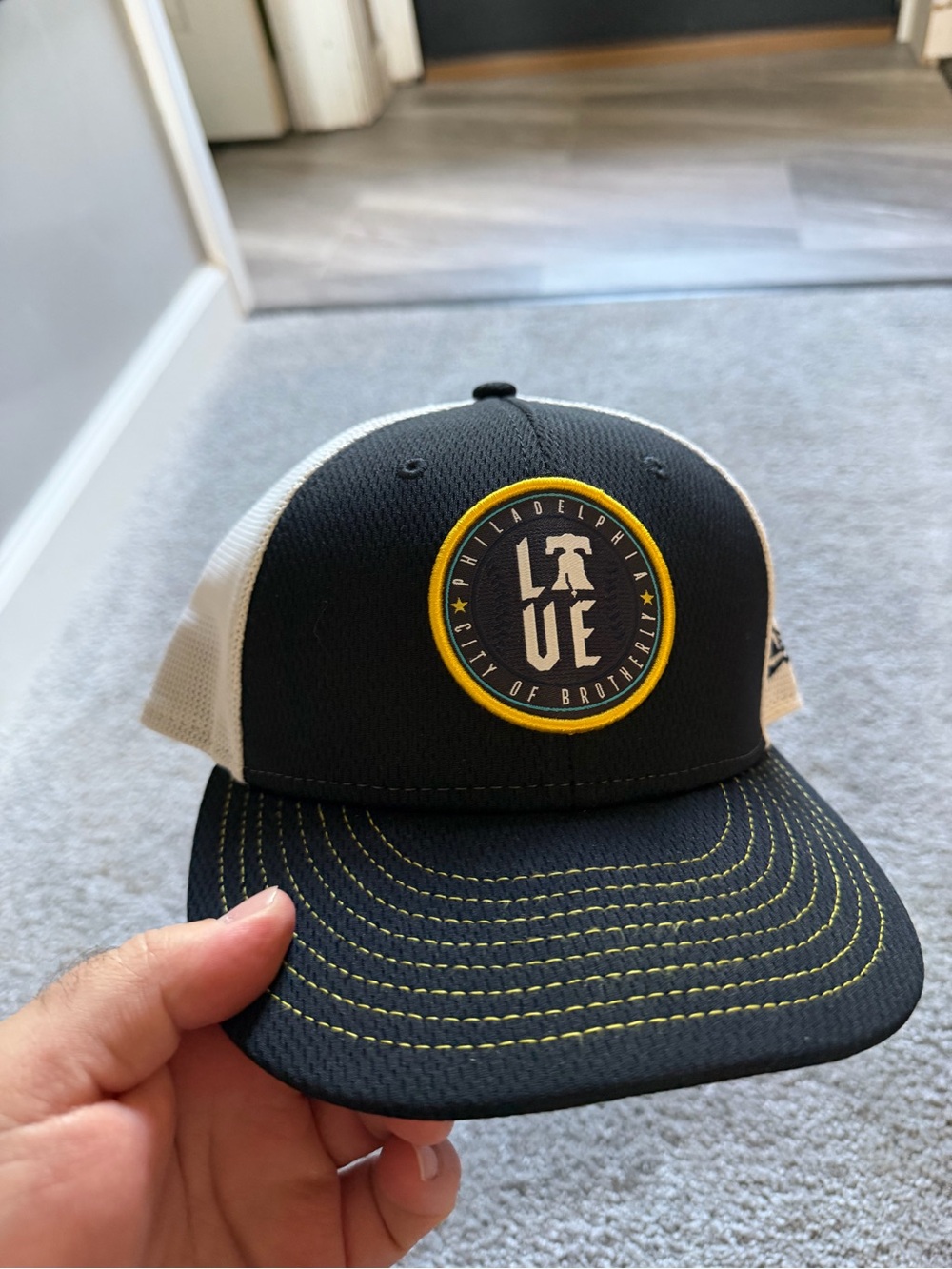 New Era Philadelphia Phillies city connect SnapBack trucker hat